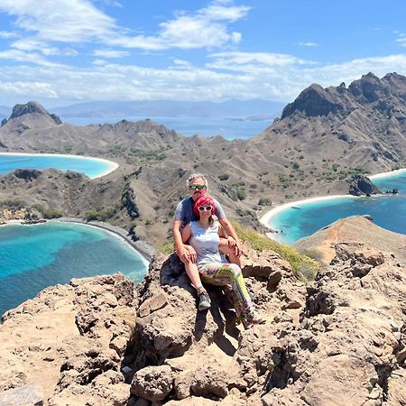 Jhuna Komodo Homestay Bagian luar foto