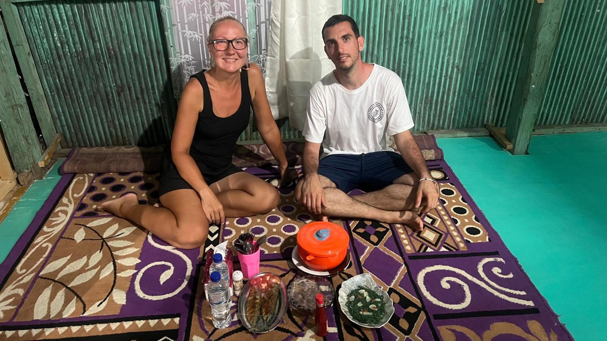 Jhuna Komodo Homestay Bagian luar foto