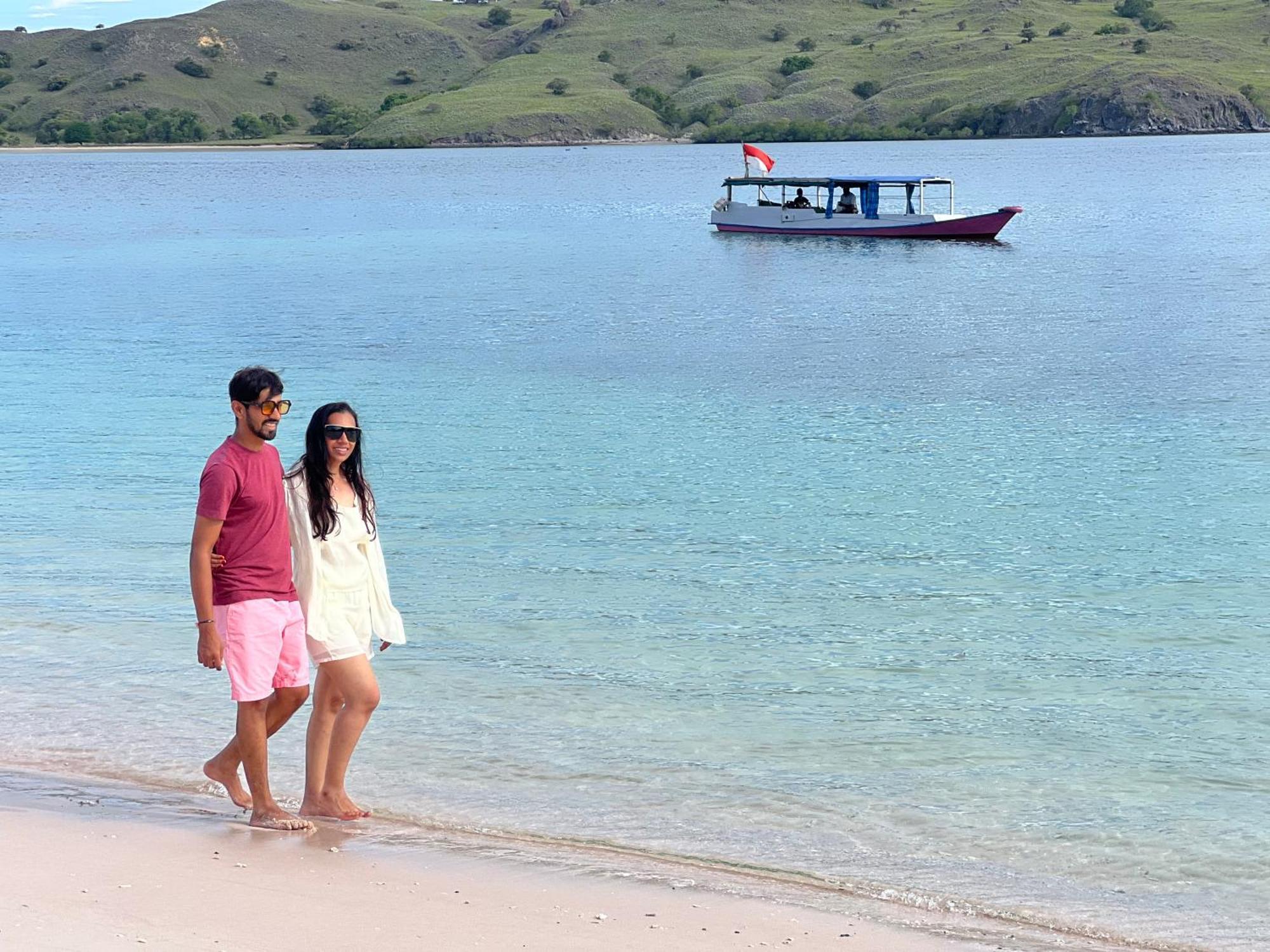 Jhuna Komodo Homestay Bagian luar foto
