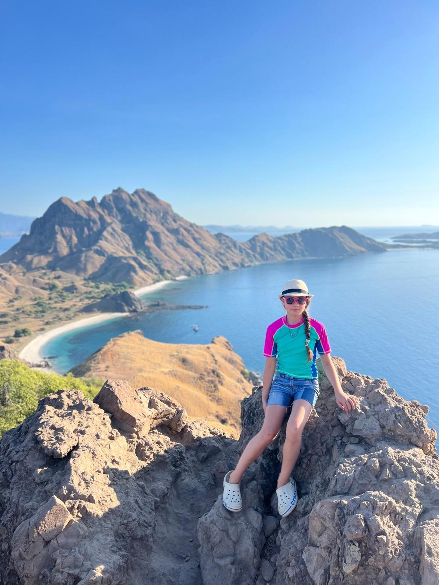 Jhuna Komodo Homestay Bagian luar foto