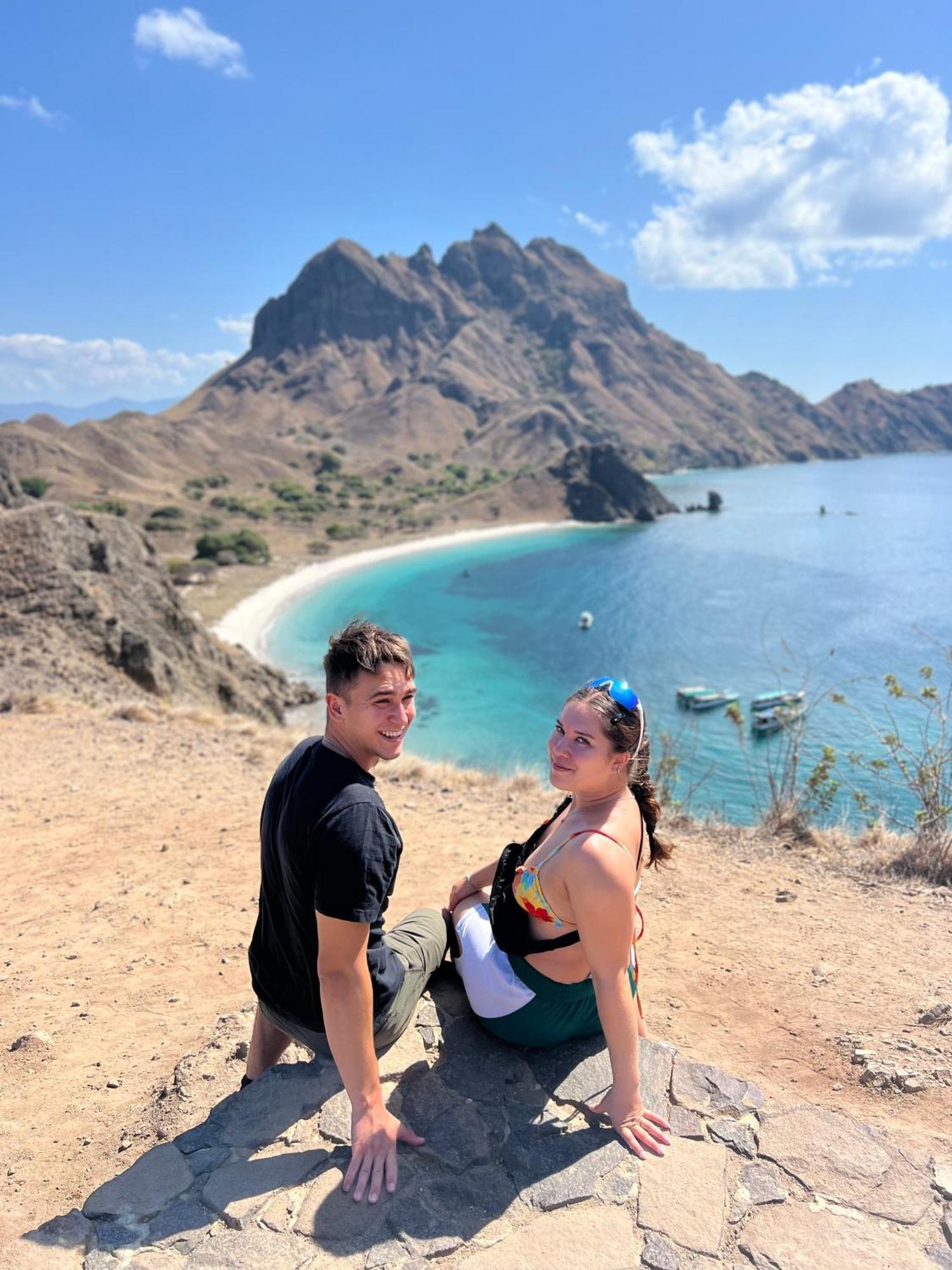 Jhuna Komodo Homestay Bagian luar foto